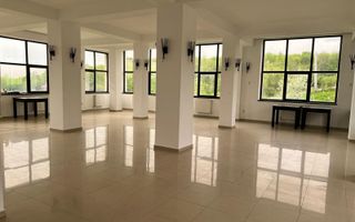 Vând pensiune/clădire și teren - Poză 2