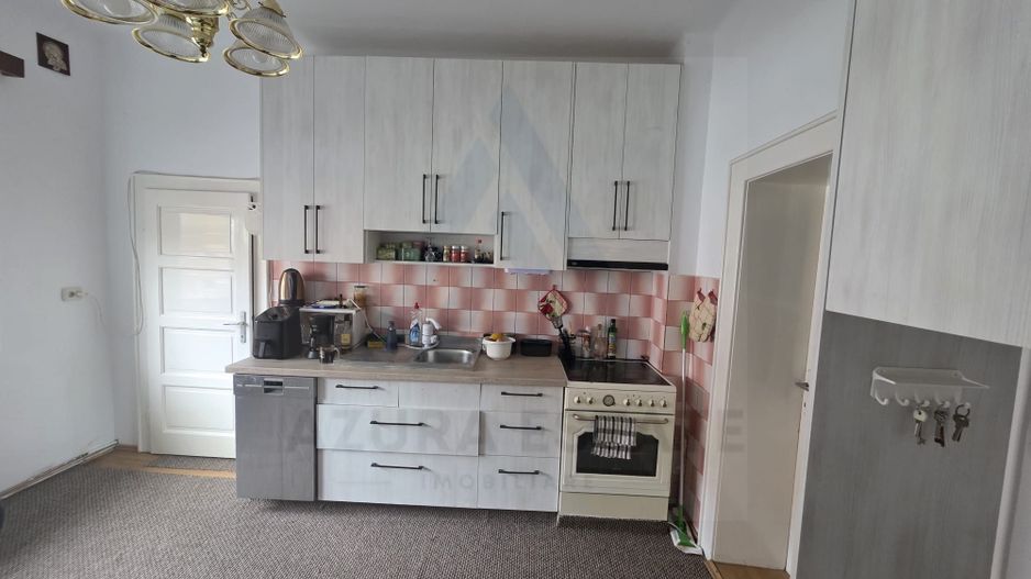 Apartament la casa 72 mp utili pet friendly si curte in zona Lazaret - Poză 6