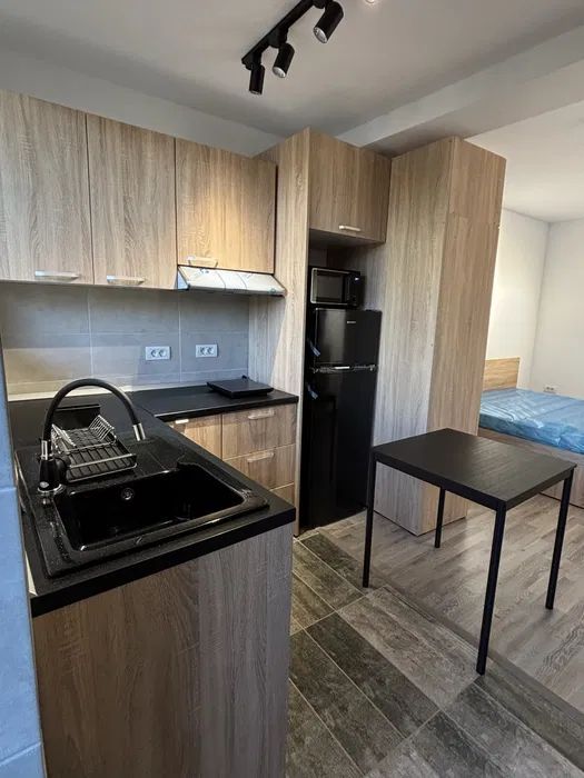 Studio de inchiriat - Poză 3