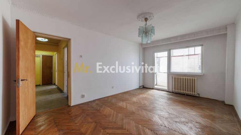 2 camere decomandate, Banat – etaj 2, centrală proprie, zonă excelentă - Poză 6