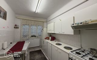 Casa cu doua corpuri de cladire in Gradiste - Poză 5