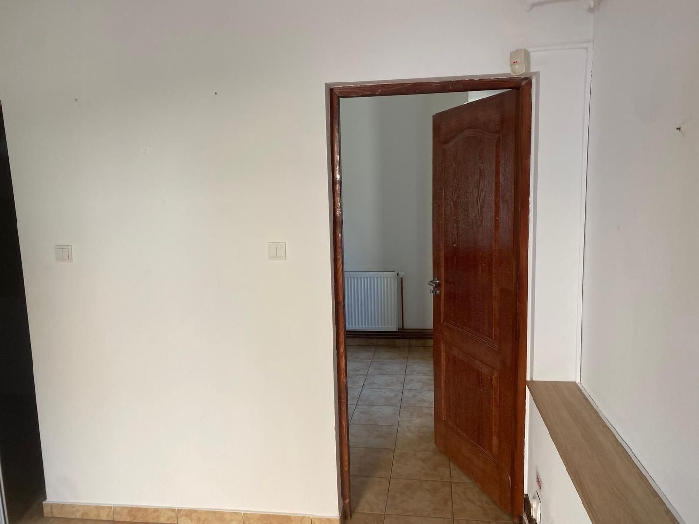 Inchiriere spatiu pentru birouri, Salon - Frizerie, etc., Craiovei - Poză 10