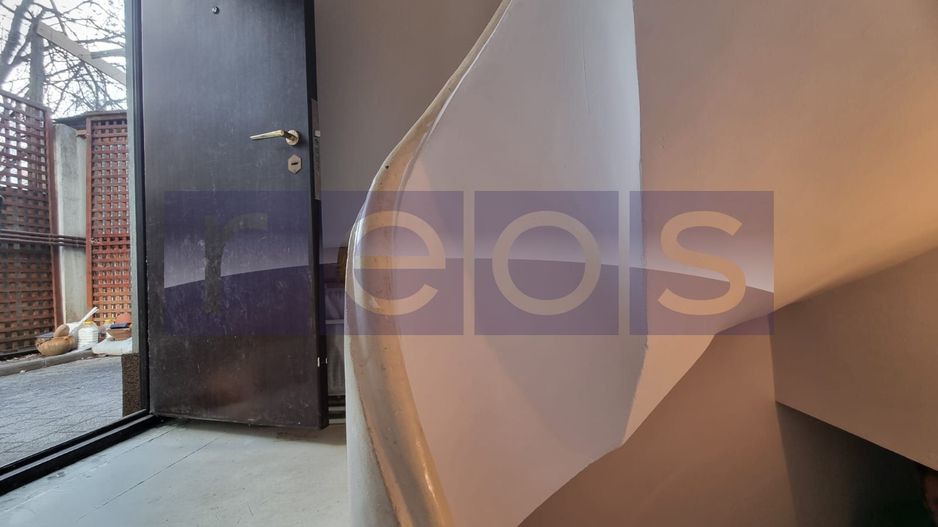 VANZARE- 9- CAMERE (S+P)- VILA -COTROCENI - Poză 44