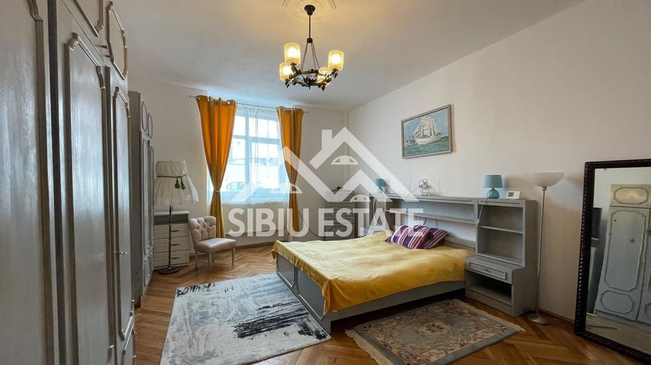Apartament de vanzare cu 2 camere Zona- Centrul Istoric - Poză 12