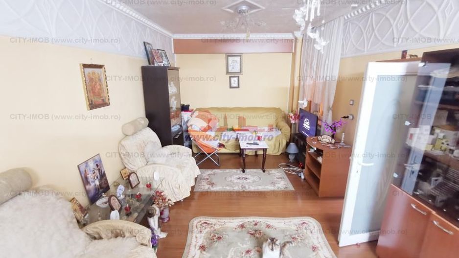 Vanzare casa Andronache - Poză 1