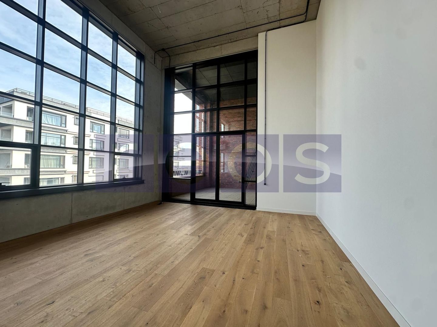 DE VANZARE PENTHOUSE 185MP | 4 CAMERE | DESIGN DEOSEBIT | FINISAJE LUX - Poză 1