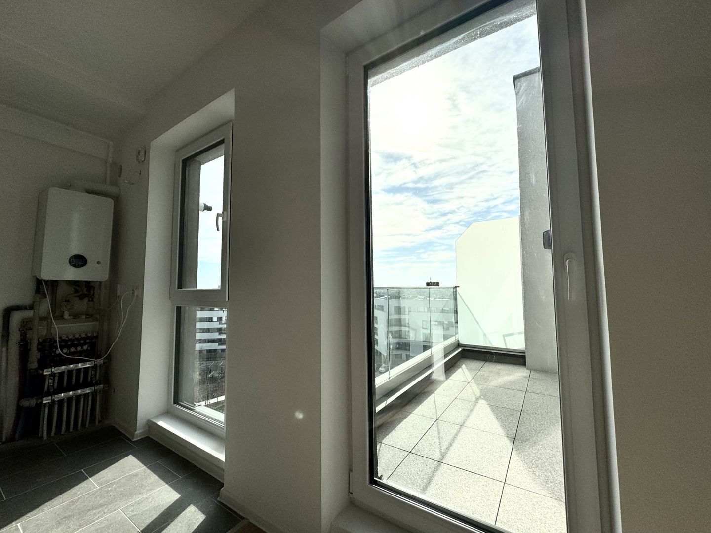 Apartament 3 camere Zona Mall Colosseum-Lacul Străulești - Poză 17