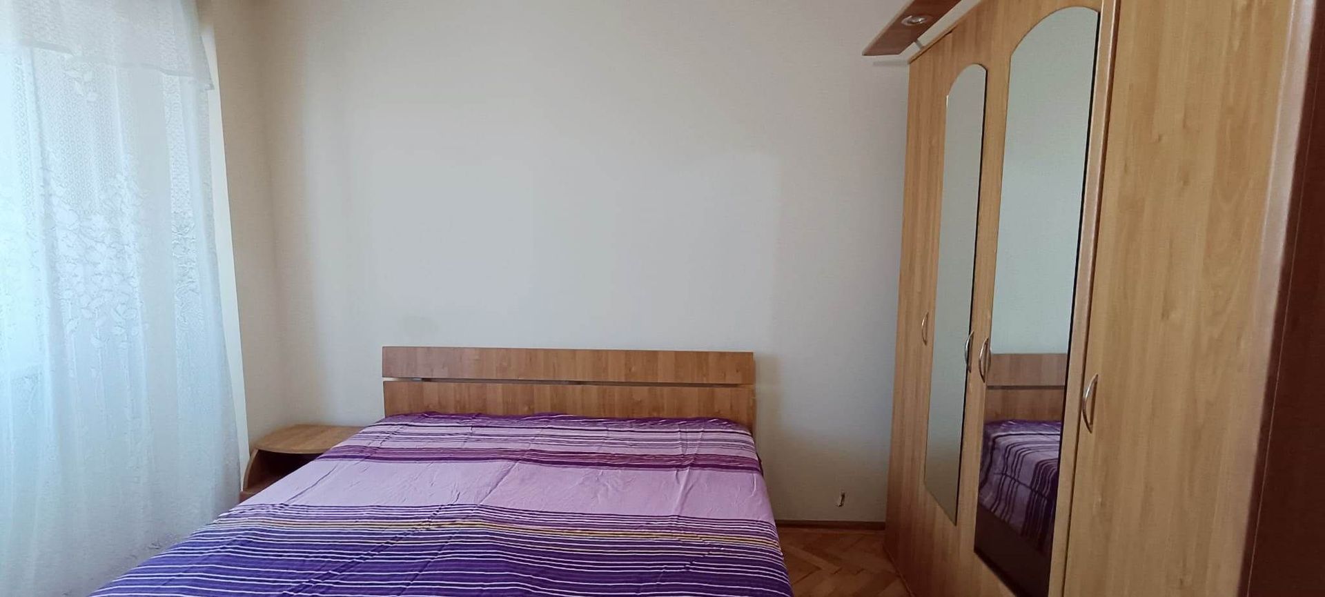 Apartament mobilat in Brasov-Grivitei - Poză 5
