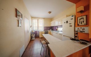 Case de vânzare Sibiu | Trei Stejari | 320 mp, acces din 2 străzi - Poză 21