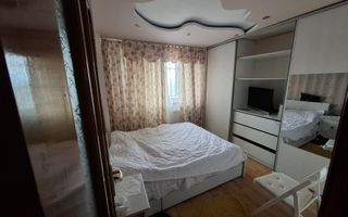 Apartament 3 camere decomandat insula de agrement - Poză 14