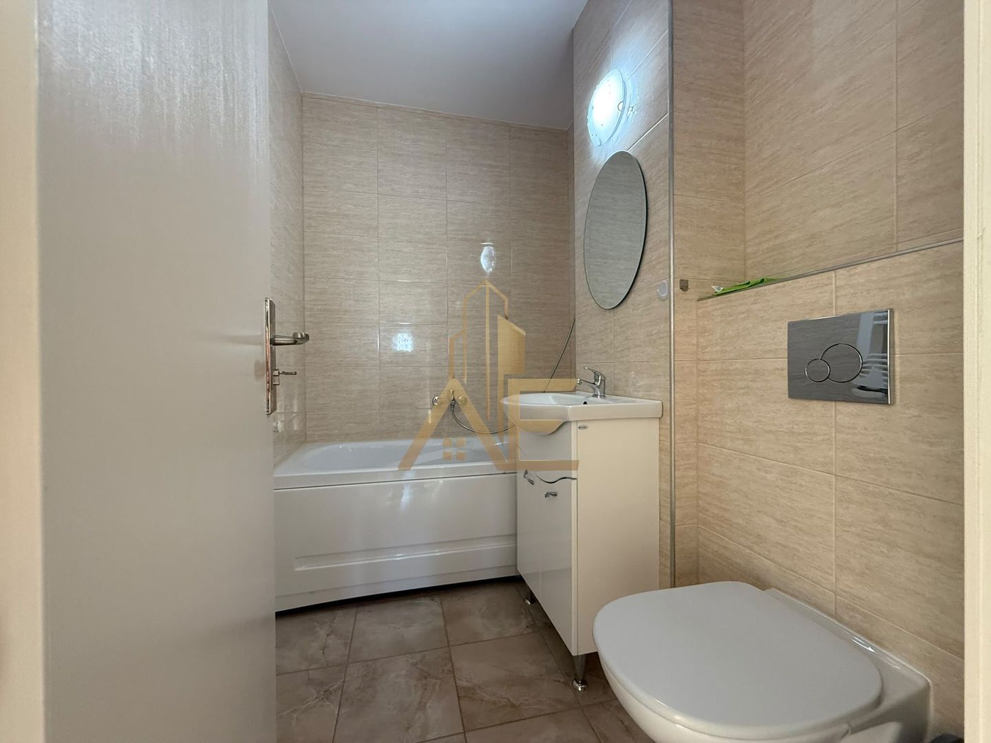 Apartament 2 camere decomandat de închiriat – Str. Narciselor nr. 7 - Poză 3