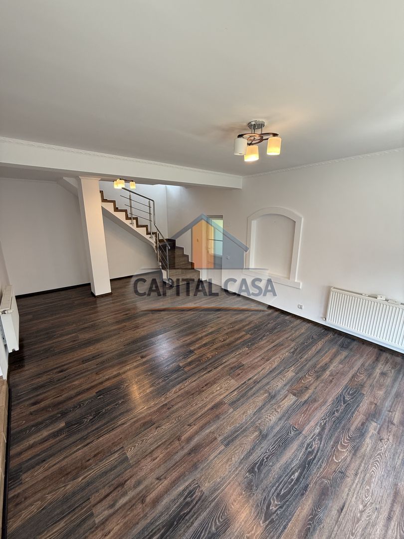 ​Vilă superbă de închiriat în Corbeanca (Sat Stratu) – Curte generoasă - Poză 3