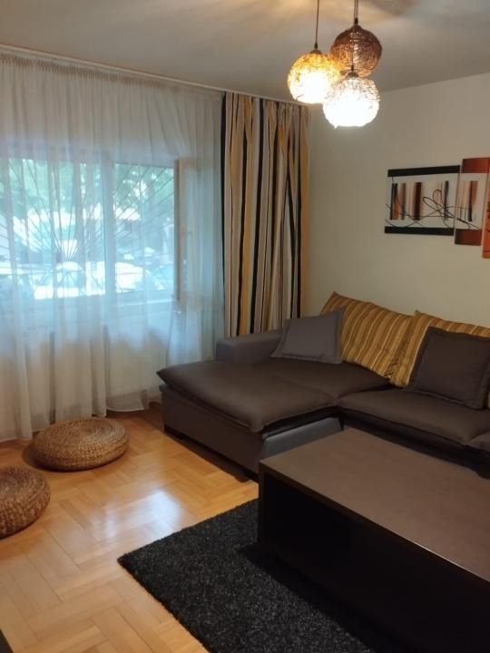 Apartament 2 camere Eorii Revolutiei Centrala proprie - Poză 2