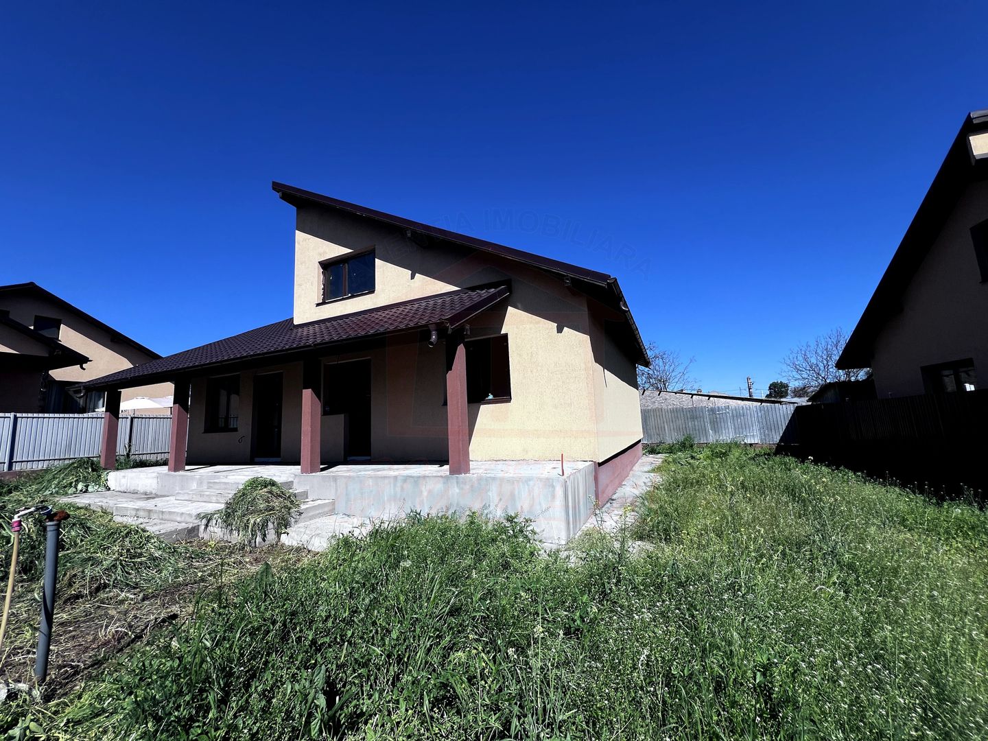 Vanzare casa P+M in Sendreni( in spatele Primariei), pret 99 000 euro - Poză 6