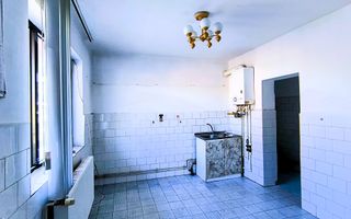 Medgidia | Casa P+1 | 5 camere spațioase, balcon, terasă și garaj - Poză 7