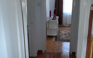Vand apartament 2 camere - Poză 4