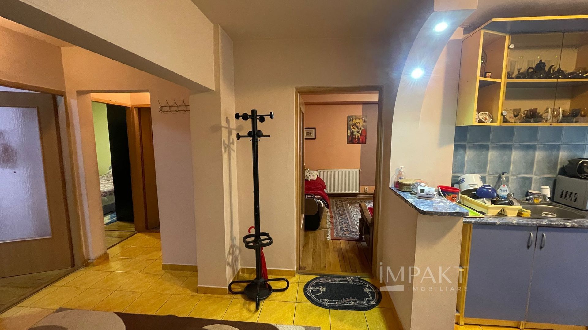 Apartament cu 3 camere spre inchiriere in zona UMF! - Poză 3