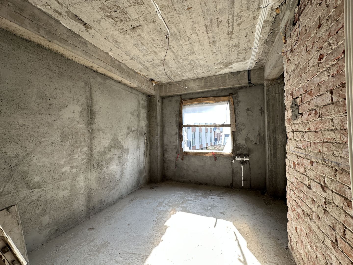 FERDINAND - Lirei | Teren 412 mp| Cladire 750 mp | structura noua - Poză 7