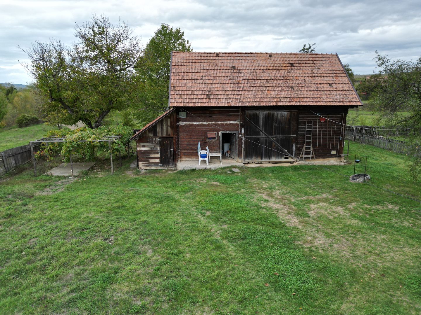 Casă 3 camere 100 M² cu 2360 M² teren - Poză 12