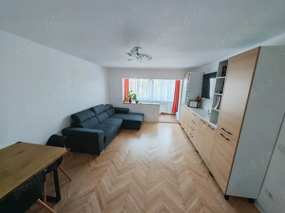Apartament 4 camere zona Steaua etaj 2 - Poză 2