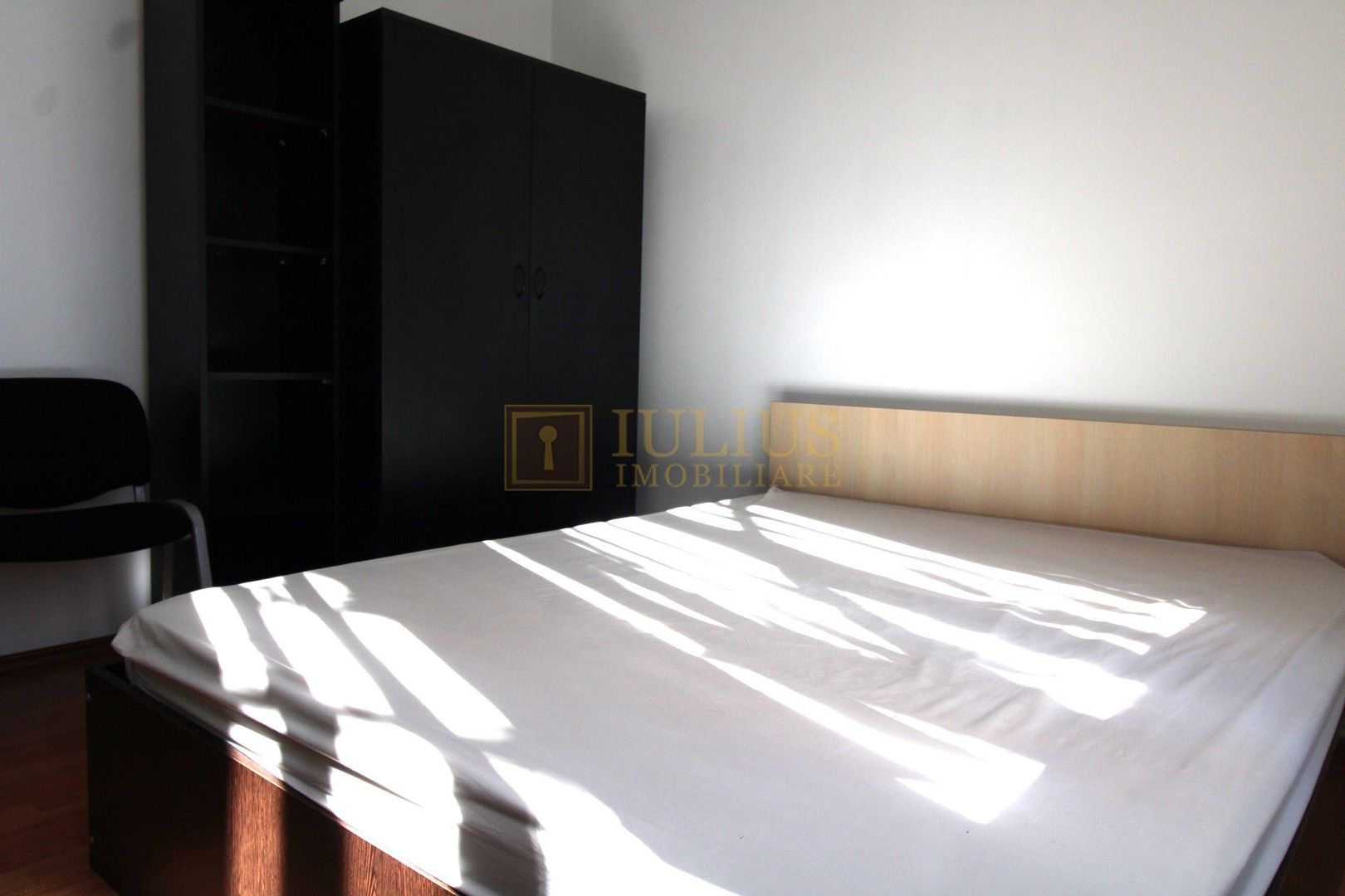 2 camere, Medicina, centrala proprie, ideal pentru studenti, familie, cuplu - Poză 2