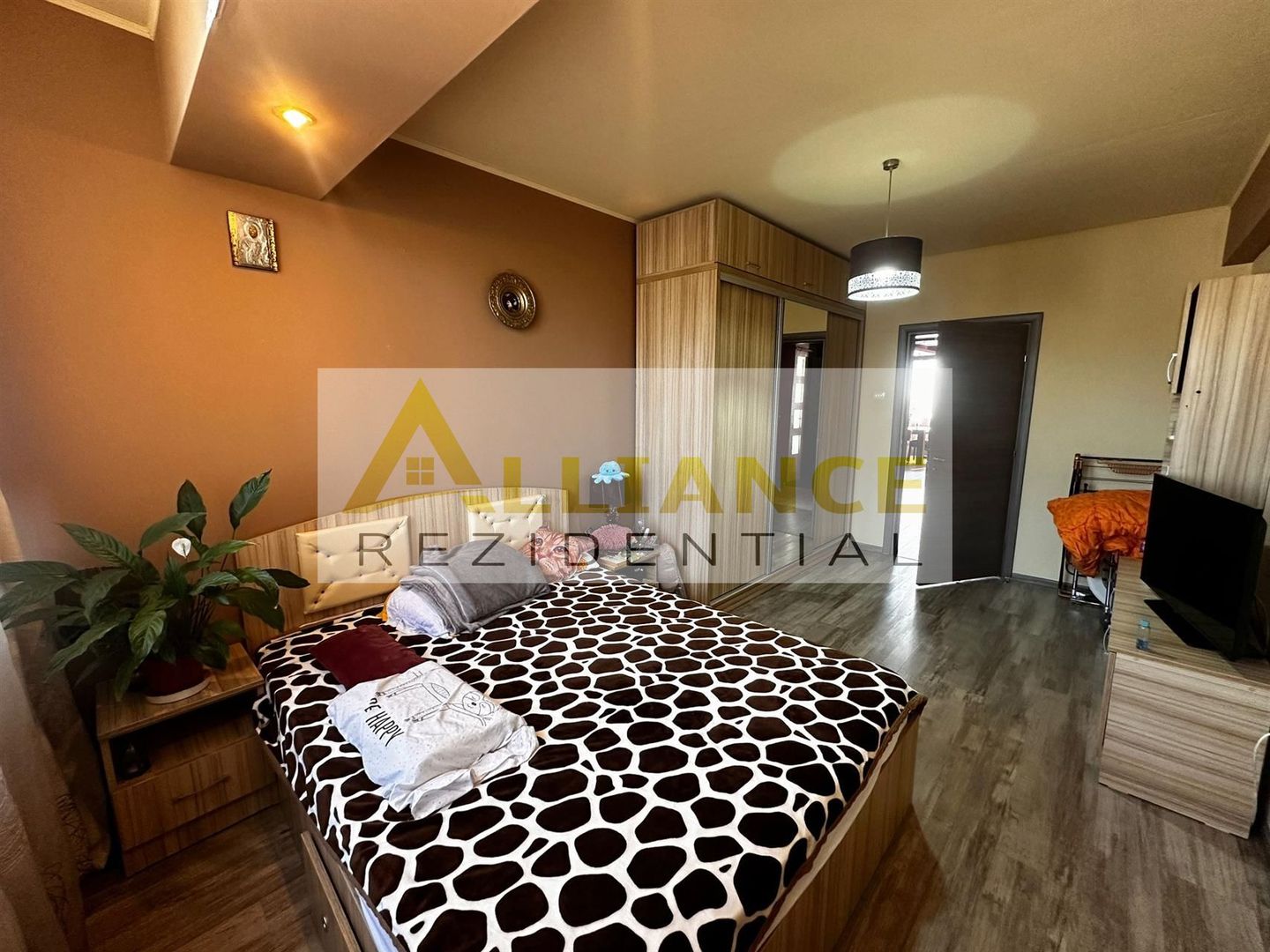 Apartament 3 camere 95 mp | Aurel Persu â Sector 4 | Parcare + Boxa incluse - Poză 1