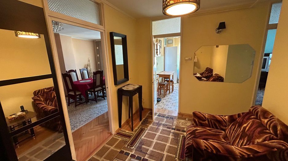 Apartament 3 camere, decomandat - Cugir - Poză 3