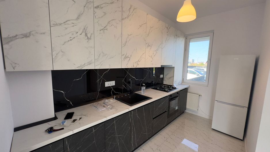 CASA INSIRUITA PIERSICULUI, 4 CAMERE, STATIE STB, BUCATARIE MOBILATA - Poză 4