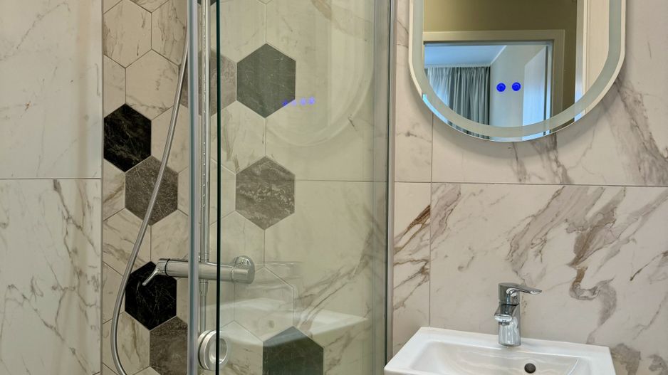 Apartament  la Isho cu vedere panoramica asupra orașului - Poză 18