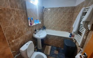 Apartament 3 camere decomanadat, etaj 2/4, zona Cug, 128.000 Euro - Poză 4