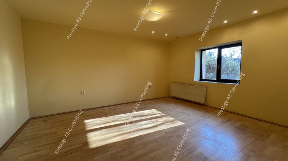 Vila eficienta energetic, teren generos–1430 mp Dumbravita - Poză 23