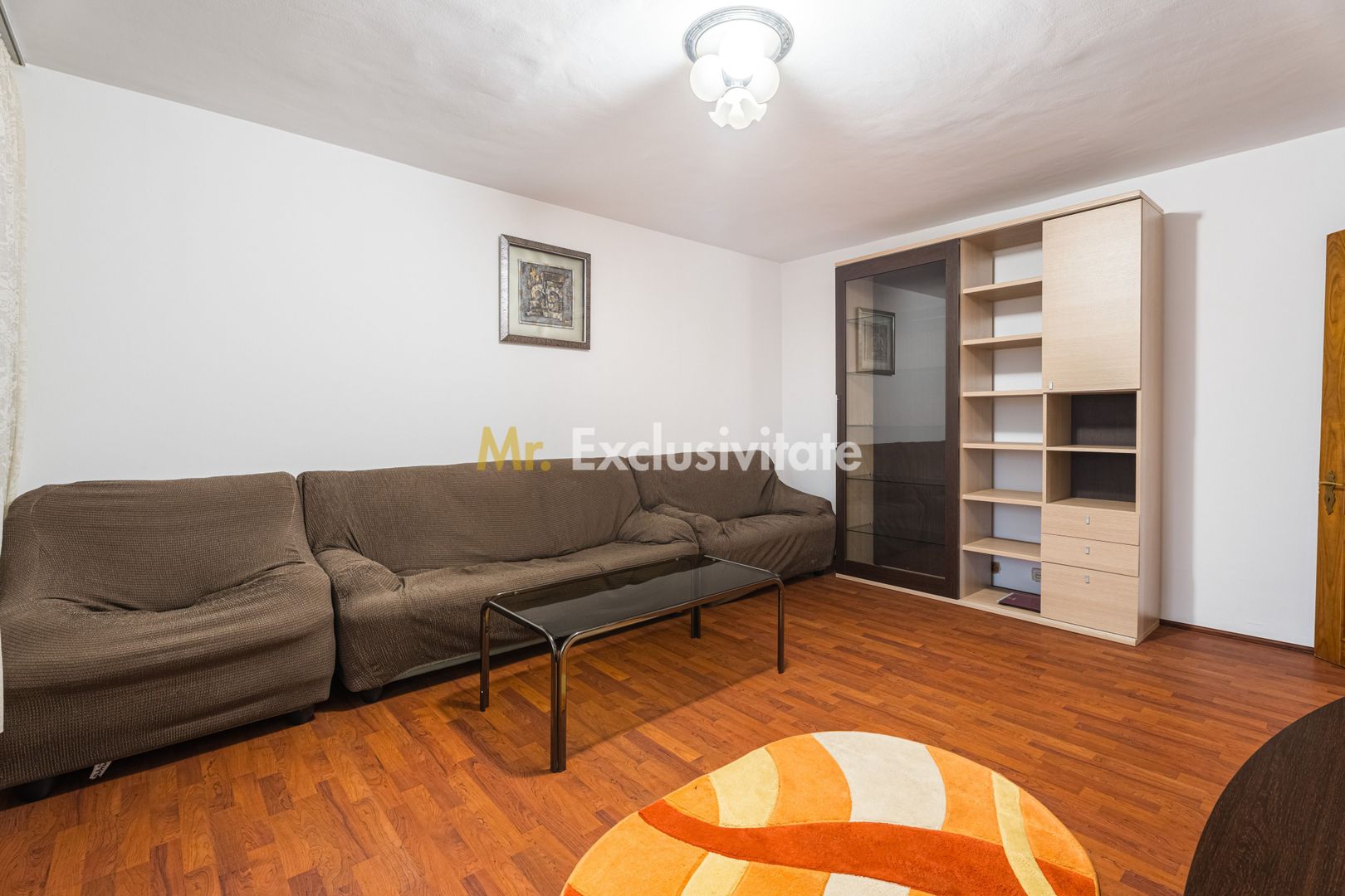 4 camere cu boiler, 13 Septembrie - Poză 1