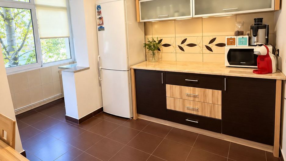 Soarelui | 3 camere | Decomandat | 2 băi | 2 balcoane | Etaj3 | Centrala proprie - Poză 4