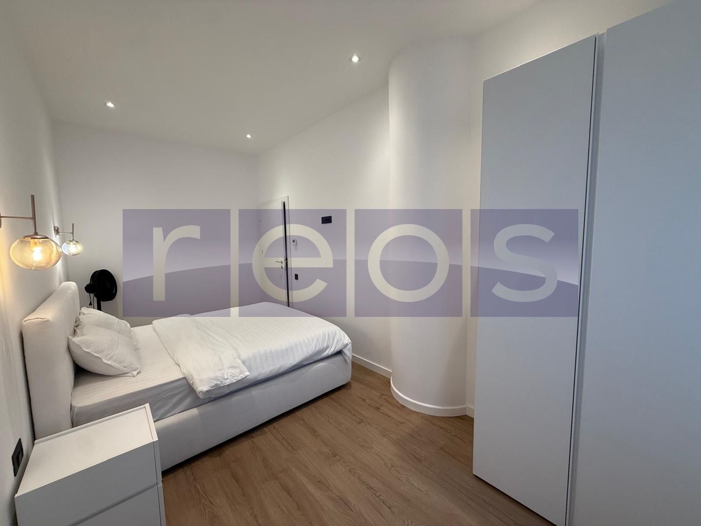 INCHIRIERE 4 CAMERE | ONE NORTH LOFT | MOBILAT SI UTILAT LUX | LOC PARCARE | - Poză 20