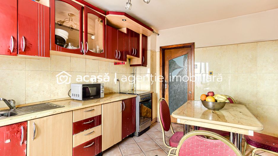 Apartament cu 2 camere decomandat zona Aurel Vlaicu - Poză 2