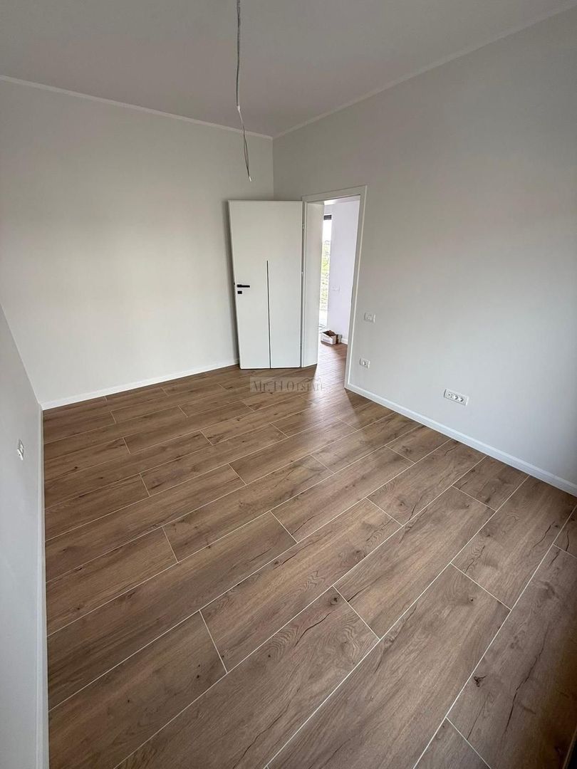 Vand Duplex pe parter 3 camere Mosnita Noua cu Canalizare Comision 0 - Poză 11