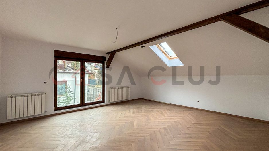 Duplex Finisat intr-o zona linistita - 200mp Curte Libera - Poză 2