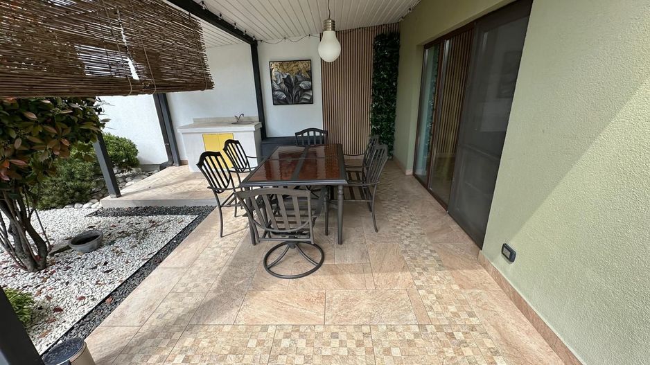 O casa cu personalitate - Poză 8