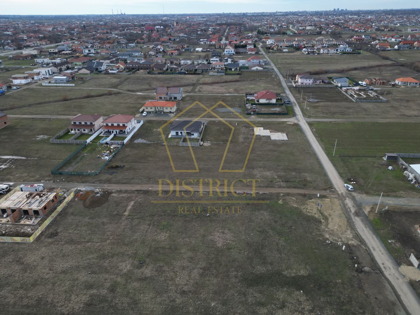 COM 0% Teren constructii casa individuala sau duplex | Mosnita Noua - Poză 2