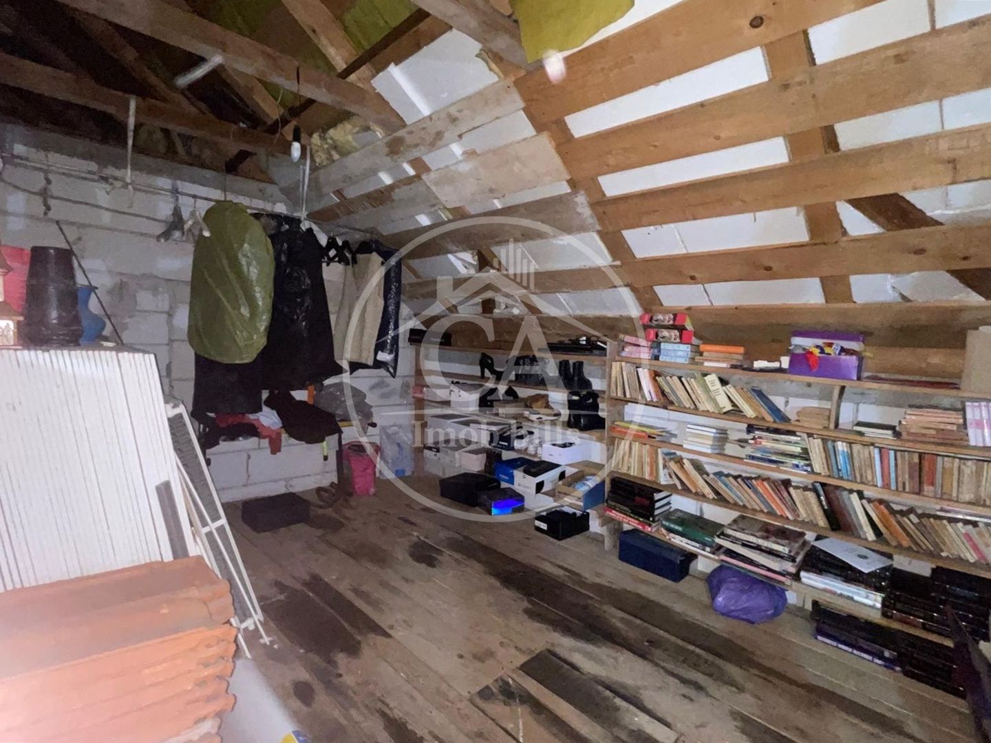Casa de vânzare cu 7 camere in zona Nufarul, Oradea - Poză 21