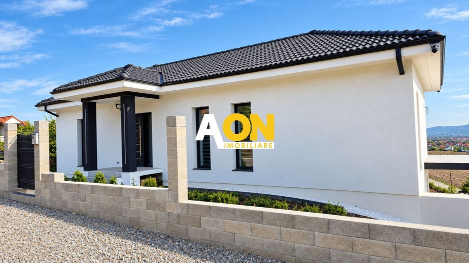 Vila deosebita, moderna, 4 camere, 1242 mp teren, cu panorama, Micesti - Poză 10
