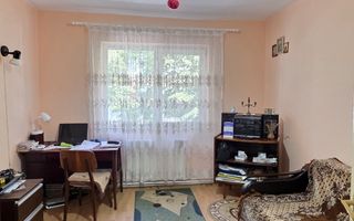 Apartament cu 3 camere, etaj 3, mobilat și utilat, zona DONICI; - Poză 6
