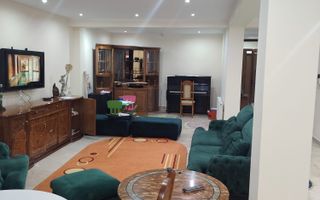 Vilă spațioasă P+1+M cu curte și garaj – Colentina - Poză 1