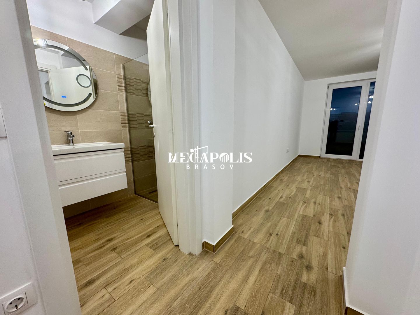 Garsonieră de Vânzare | Parcare | 42 mp | Tractorul - Poză 17