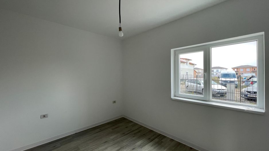 Casă individuală cu 5 camere și teren generos de 600 mp |Mosnița Nouă| - Poză 11