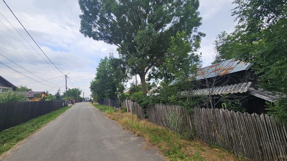 Teren pentru casa Izvoru, gaze, apă, canal, curent, central - Poză 1