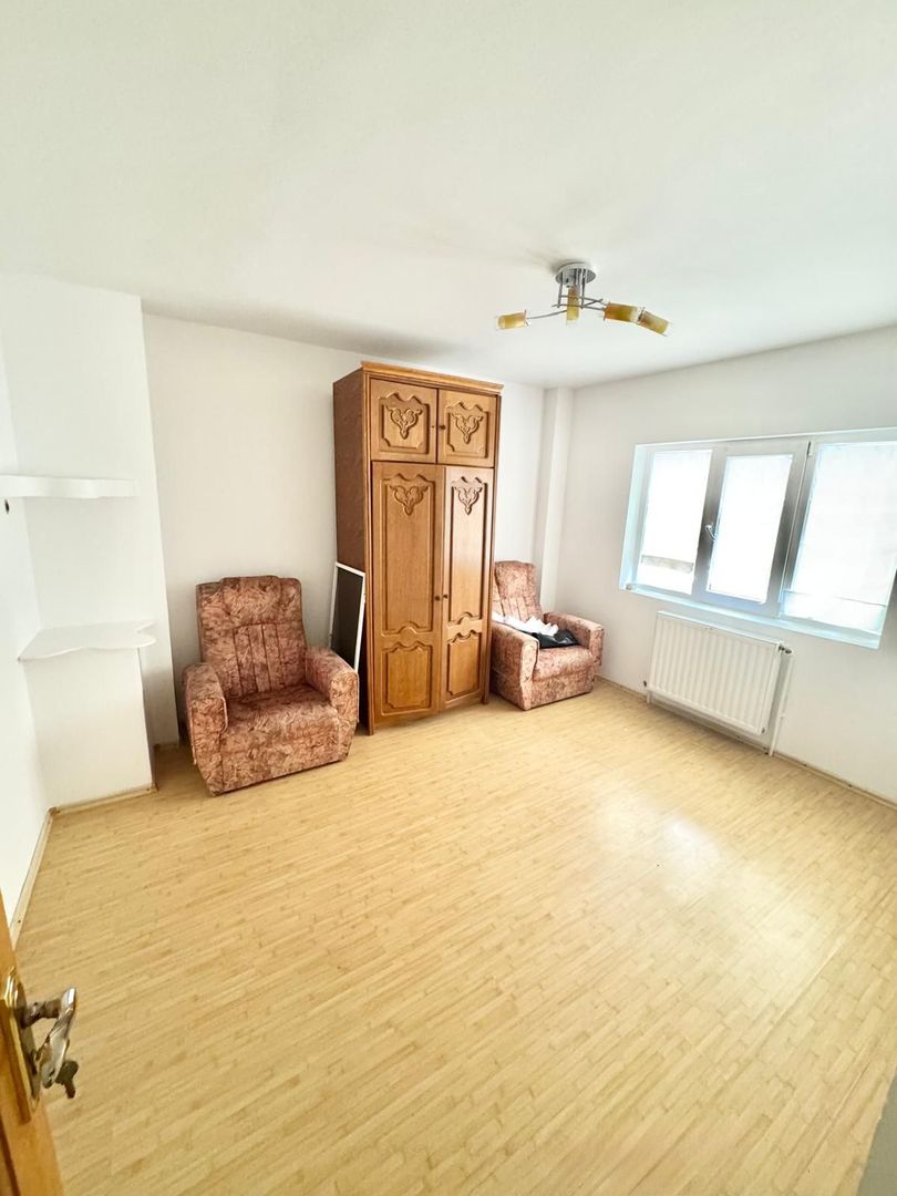 Apartament 3 camere de vânzare – Miron Nicolescu - Poză 5