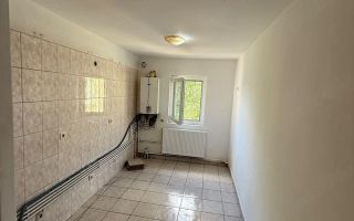 3 camere Lipovei etaj 4 , 2 bai, 2 balcoane - Poză 3