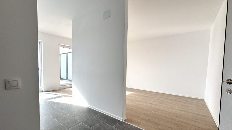 Apartament 3 camere Zona Mall Colosseum-Lacul Străulești - Poză 15
