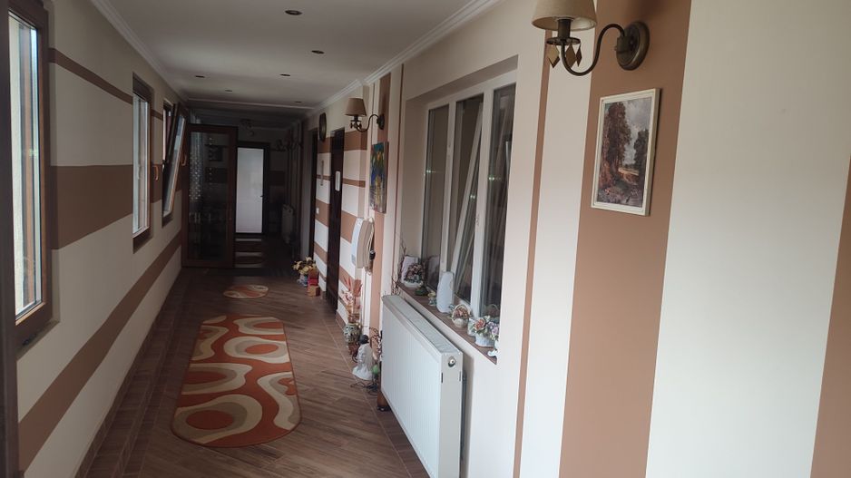 Sanadrei, Casa individuala, Suprafata teren generos, Garaj, terase si anexe - Poză 11